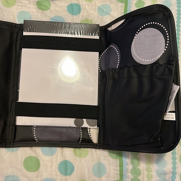 Thirty one tablet/planner - Picture 2 of 4